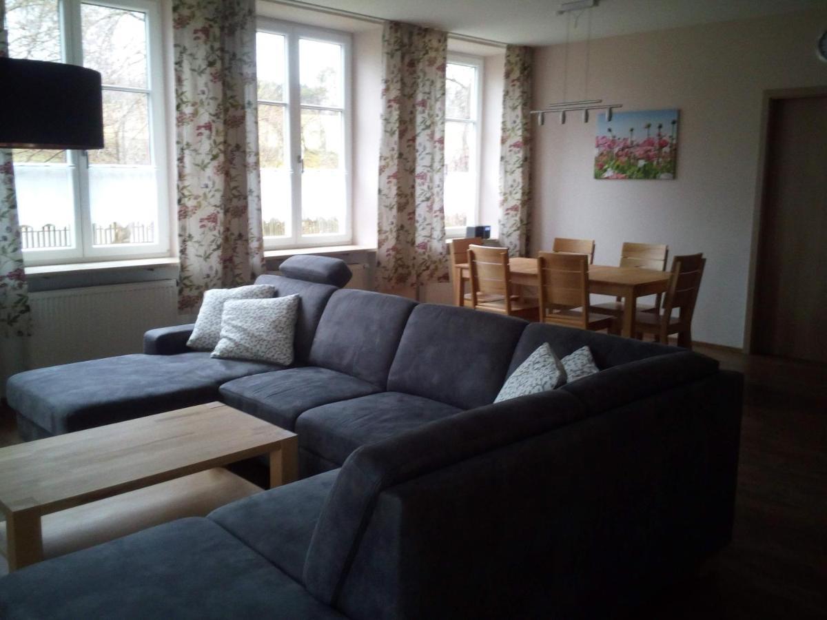 Pottmes Ferienwohnung Kopold "Im Alten Schulhaus" מראה חיצוני תמונה
